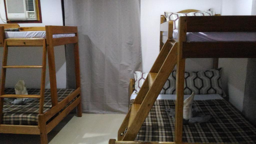 Sealor Pension House Puerto Princesa Bagian luar foto