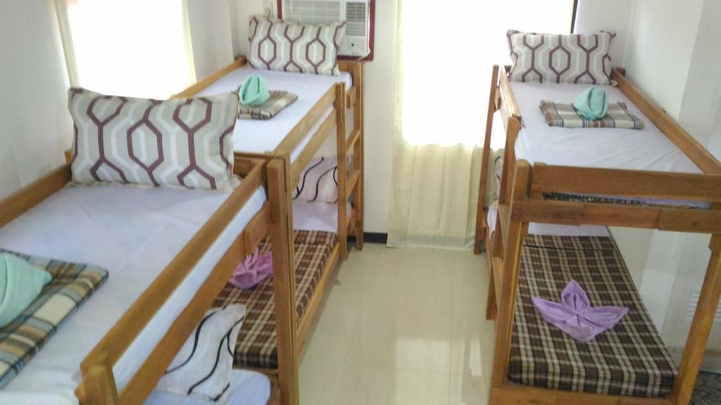 Sealor Pension House Puerto Princesa Bagian luar foto