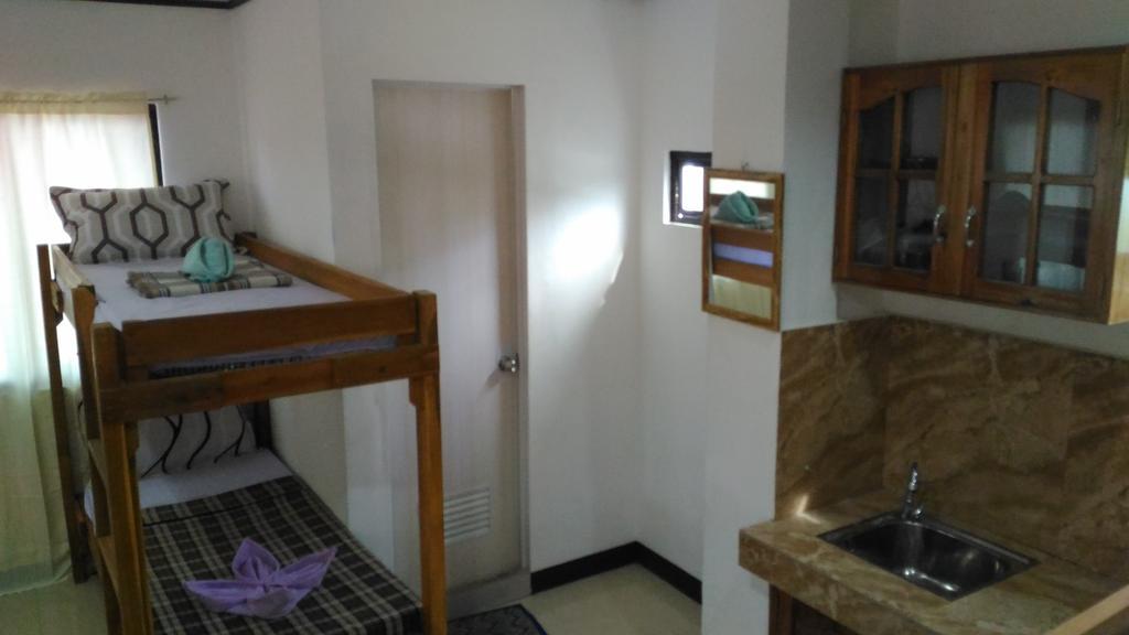 Sealor Pension House Puerto Princesa Bagian luar foto